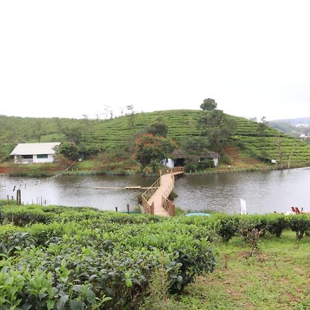 Vagamon Lake Palace Ostello Esterno foto