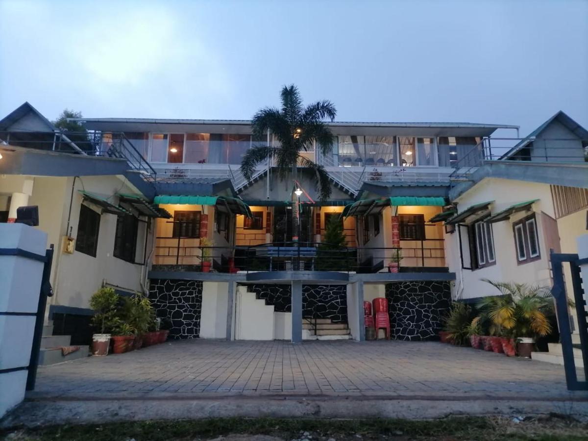 Vagamon Lake Palace Ostello Esterno foto