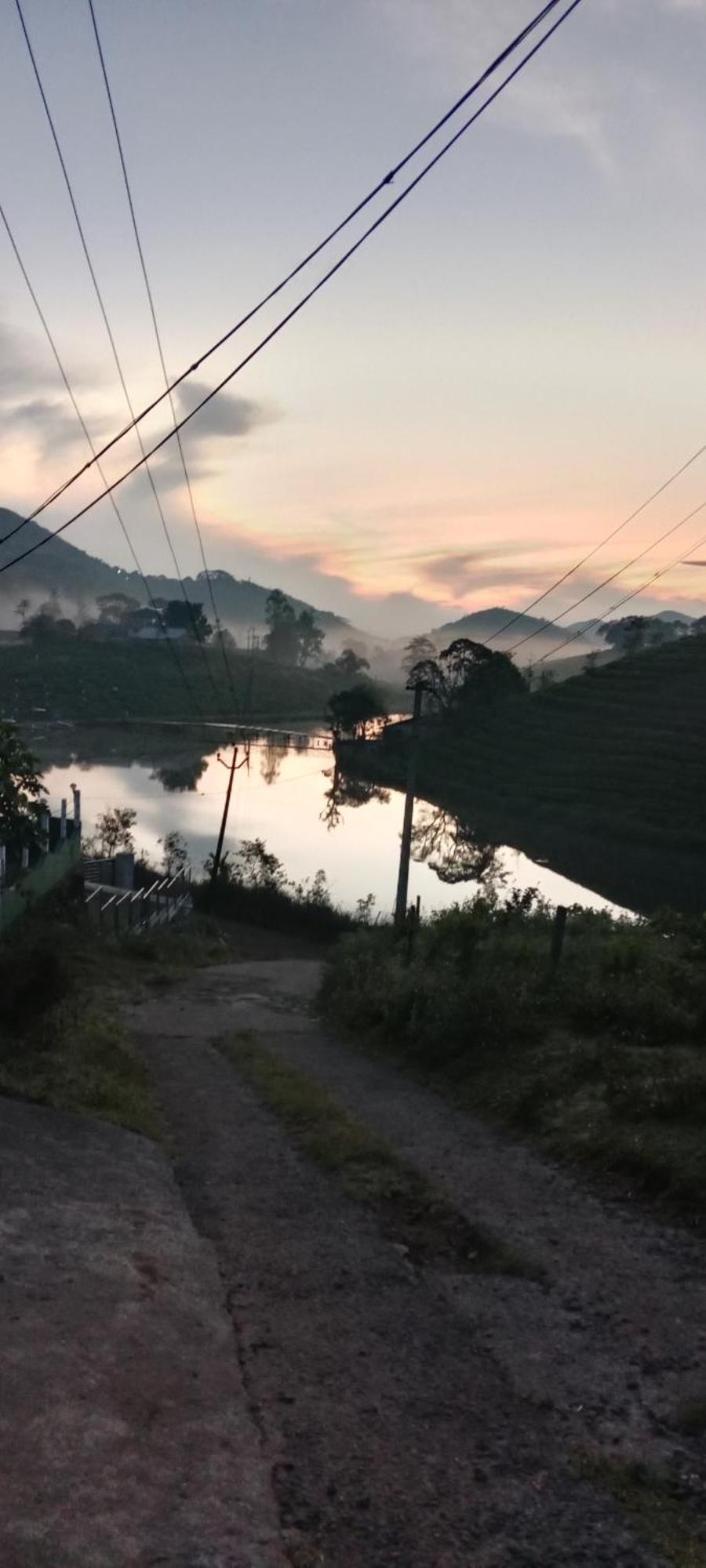 Vagamon Lake Palace Ostello Esterno foto