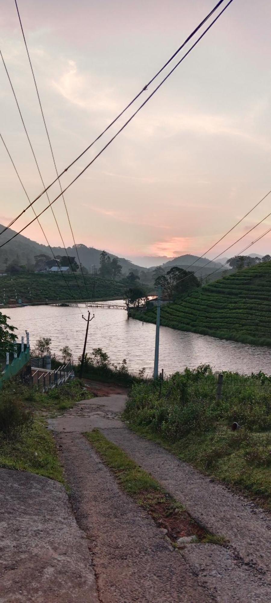 Vagamon Lake Palace Ostello Esterno foto